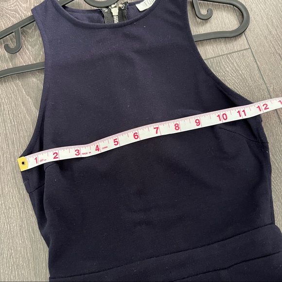 Tobi Dress - Picture 6 of 6